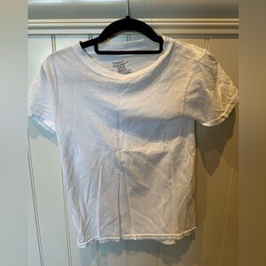 HANES Boys Size 10-12 Medium White Short Sleeve Tee Shirt